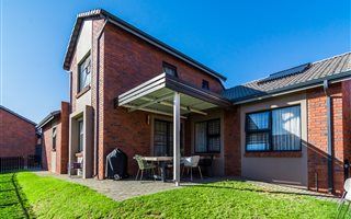 4 Bedroom House in Kyalami