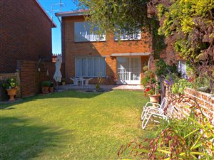3 Bed Townhouse in Edenglen