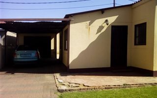 2 Bedroom House in Kwaguqa