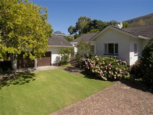 5 Bed House in Fernkloof