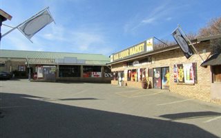 1800 m² Retail Space in Deneysville