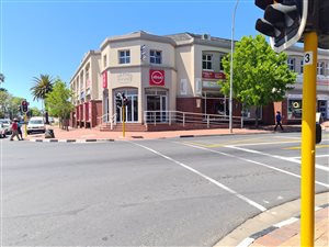 160 m² Office Space in Durbanville Central