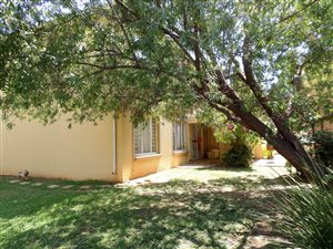 2 Bed Townhouse in Willow Park Manor