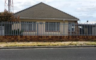 3 Bedroom House in Lansdowne