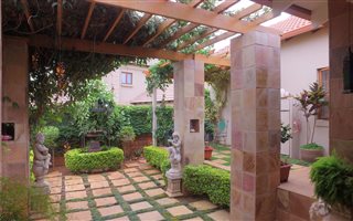 3 Bedroom House in Mooikloof Gardens