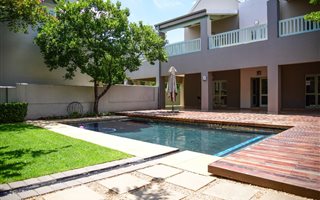 1 Bedroom Apartment in Fourways