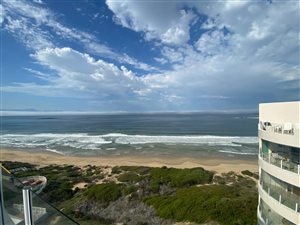 4 Bed Apartment in Diaz Beach