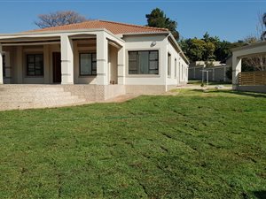 4 Bed House in Kelvin
