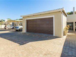 4 Bed Townhouse in Salt Rock