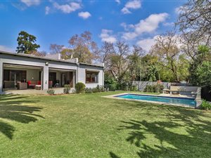 4 Bed House in Morningside Manor
