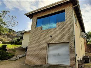 4 Bed House in Clare Hills