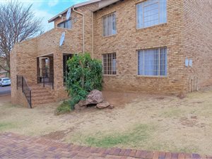 3 Bed Simplex in Elandspark