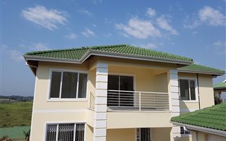 5 Bedroom House in Mt Edgecombe