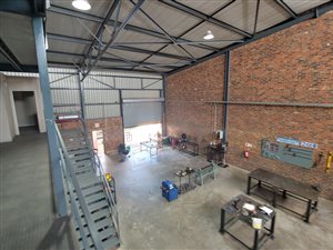 450 m² Industrial space in Alrode