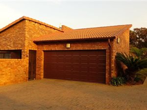 3 Bed Simplex in Theresa Park