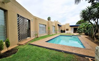 3 Bedroom Cluster in Suideroord