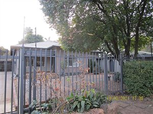 6 Bed House in Hatfield