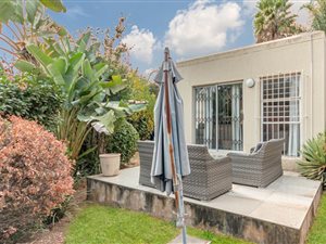 3 Bed House in Bromhof