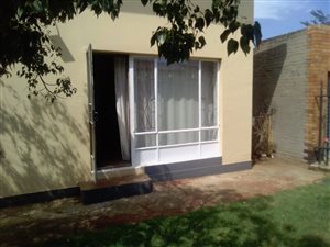 1 Bed Flat in Primrose