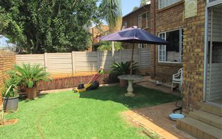 2 Bedroom Apartment in Faerie Glen