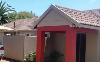 3 Bedroom House in Wierda Park
