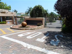 2 Bedroom Townhouse in Lonehill