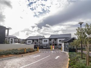 2 Bed Apartment in Vredekloof