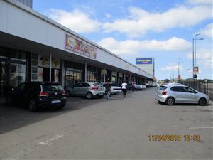 4900 m² Retail Space in Pinetown Central