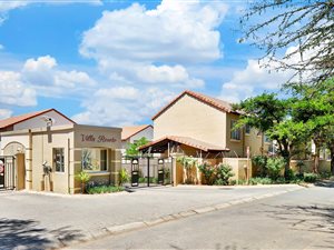 3 Bed Townhouse in Sunninghill