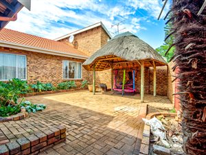 3 Bed Townhouse in Birchleigh North