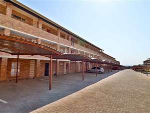 2 Bed Apartment in Lotus Gardens