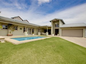 4 Bed House in Cedar Creek