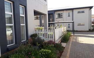 2 Bedroom Apartment in Greenstone Hill