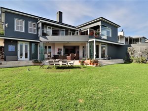 5 Bed House in Belvedere