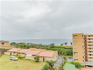 3 Bed Apartment in Scottburgh Central