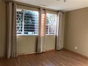 2 Bed Townhouse in Northcliff