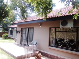 3 Bed House in Vryburg