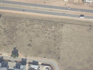 8222 m² Land available in Clayville