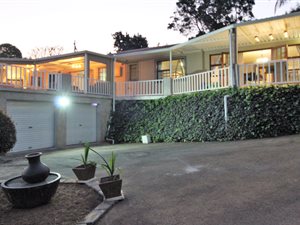 4 Bed House in Clarendon