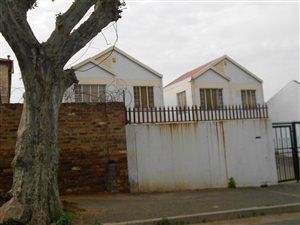 2 Bed Apartment in Jeppestown