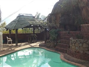 4 Bed House in Elandsrand