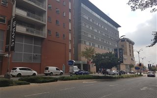 721 m² Commercial space in Melrose Arch