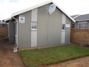 2 Bed House in Cosmo City