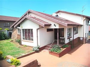 4 Bed House in Mobeni