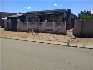 3 Bedroom House in Pimville