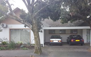 5 Bedroom House in Denneburg