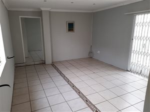 64 m² Commercial space in Eastwood