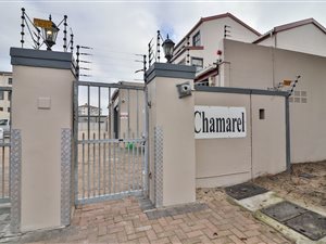 2 Bed Apartment in Parklands