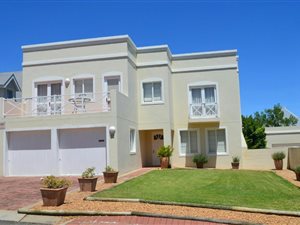 4 Bedroom House in Paradyskloof