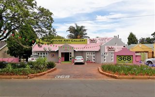 380 m² Retail Space in Florida Park